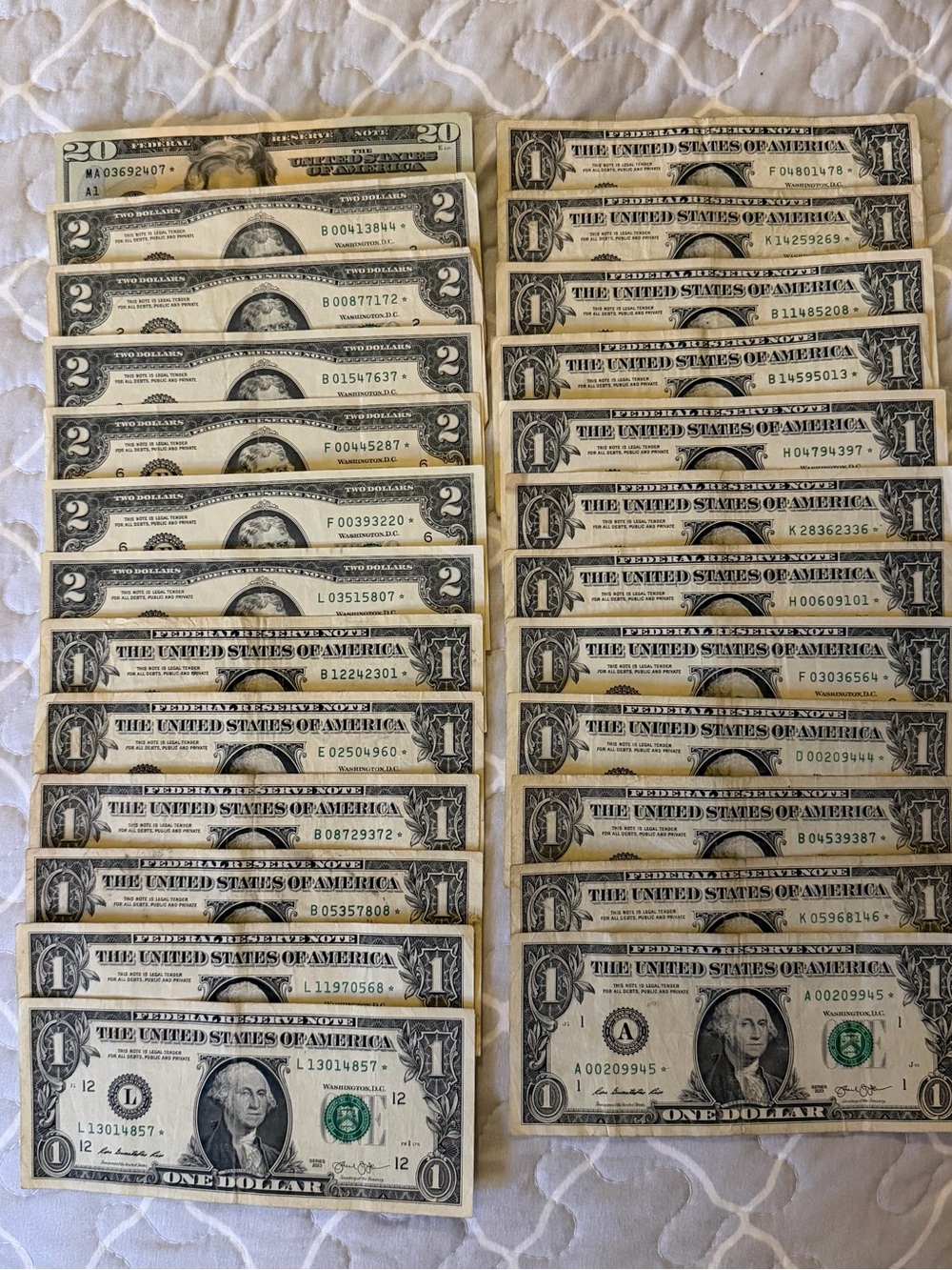 Series 2013 Mixed lot US STAR NOTE Currency $1, $2, $20 bills